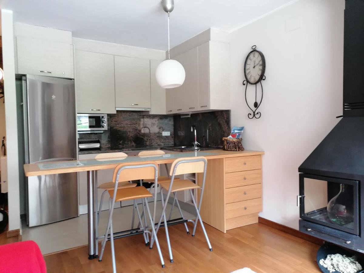 Le Petit Espot Apartment Exterior photo